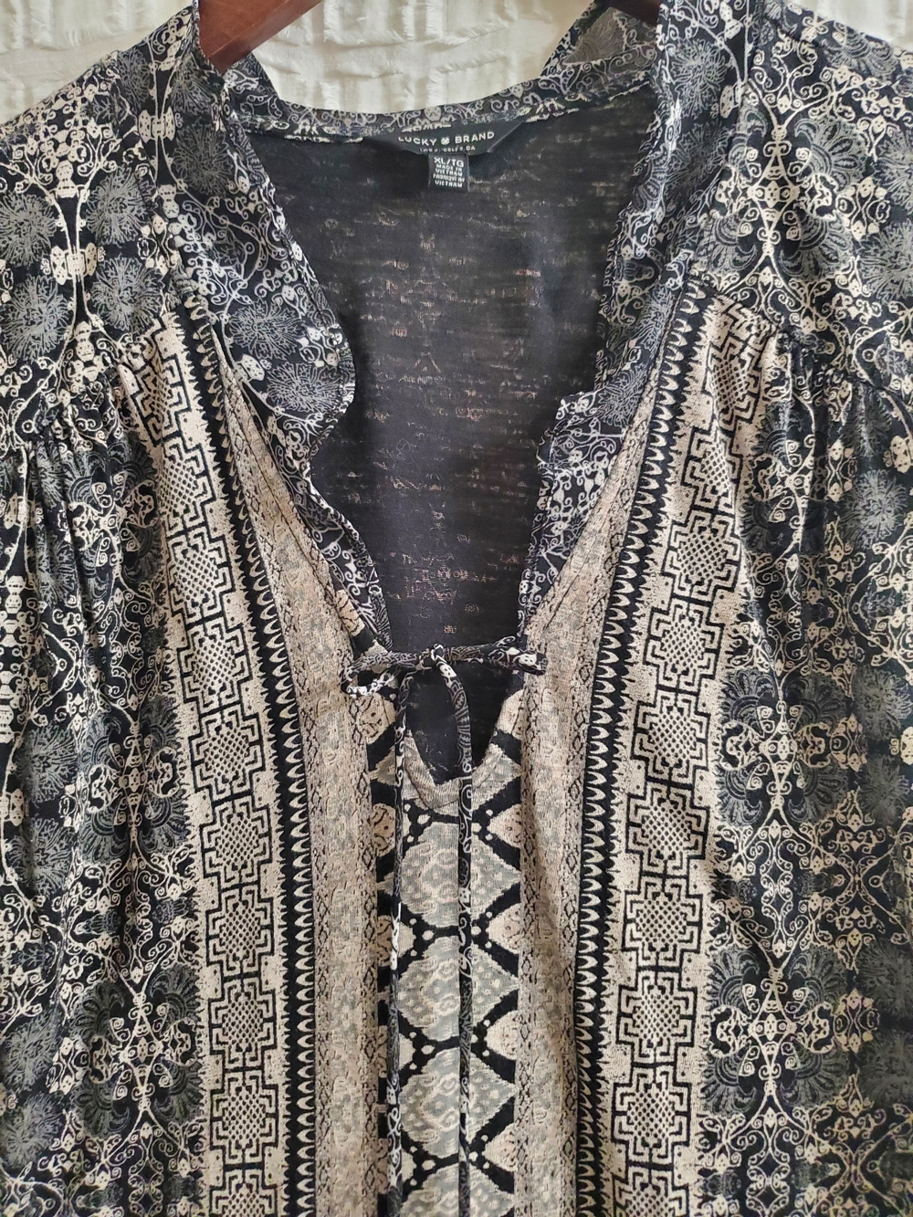 Women’s Black and Cream Printed Ruffle Sleeve Top - Picture 3 of 13